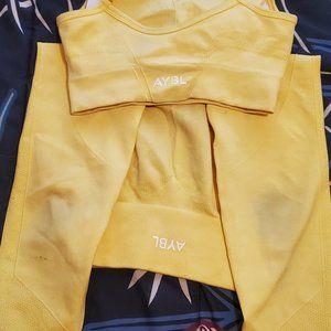 AYBL YELLOW GYM SET